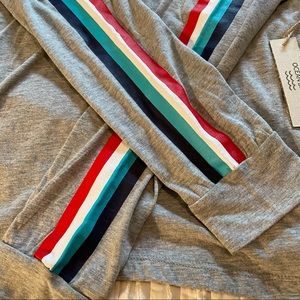 Crewneck long sleeved tee with racing stripes - Ocean Drive - NWT